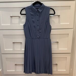 Banana Republic Sleeveless Pleated Collared Dress in Slate Blue